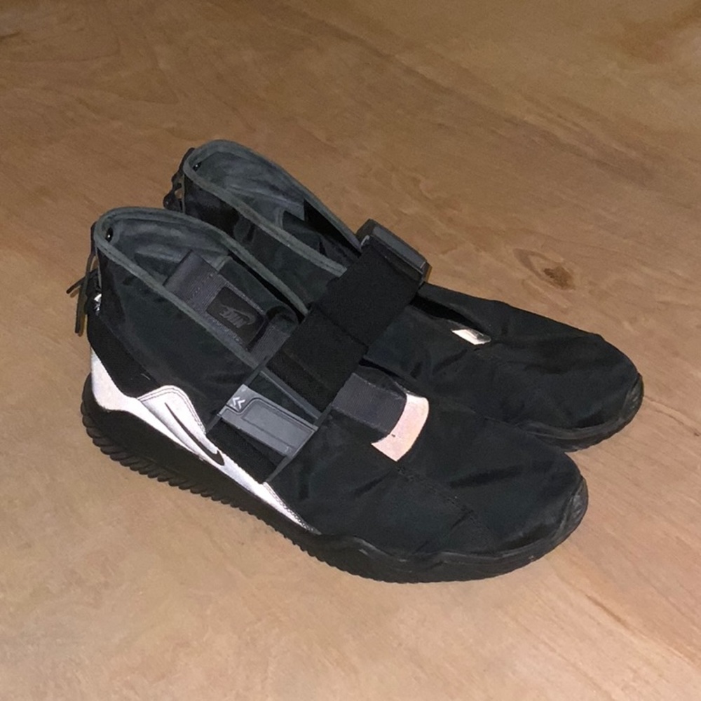 Nike Komyuter
